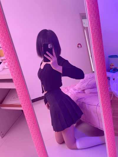 私人定制的花儿朵朵❤️_mmexport1645559320159.jpg